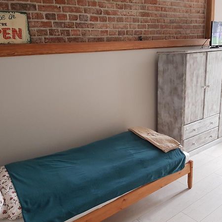 Vagaboonda Apartments Вроцлав Екстериор снимка