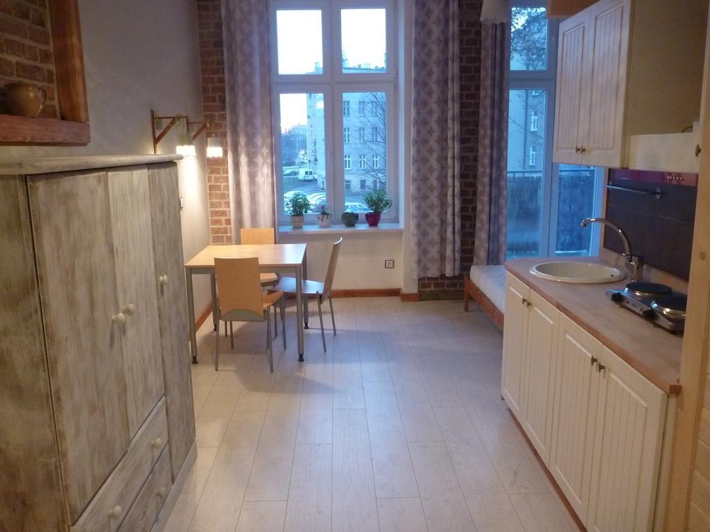 Vagaboonda Apartments Вроцлав Екстериор снимка